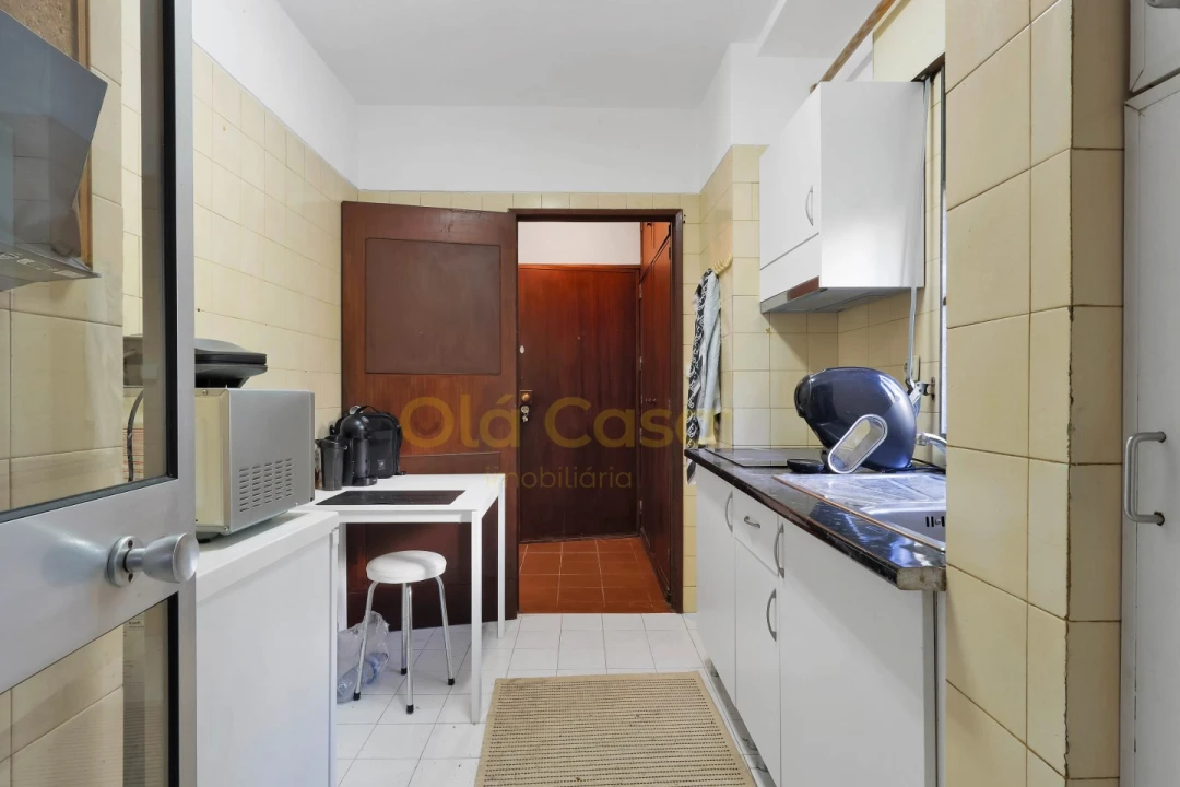 Apartamento T1 para Venda em Ramalde Foto 4