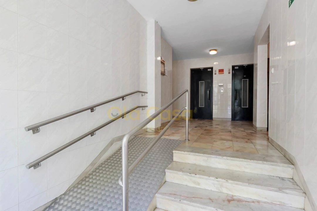 Apartamento T1 para Venda em Ramalde Foto 20