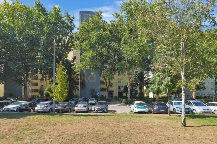 Apartamento T1 para Venda em Ramalde Foto 22