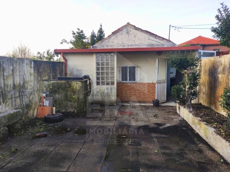 Moradia T2 para Venda em Pedrouços Foto 1
