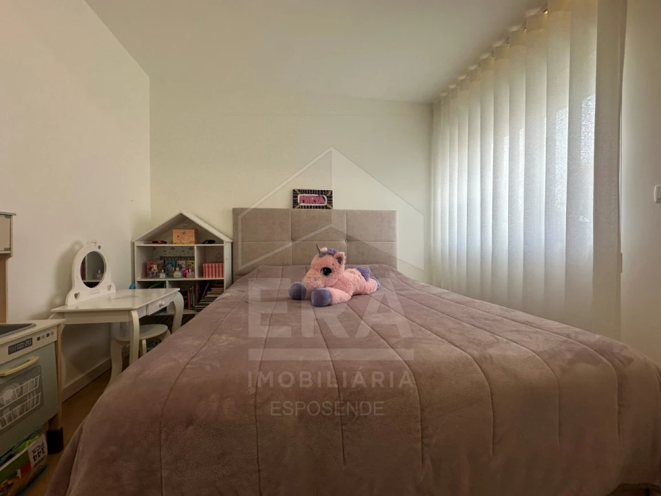 Moradia T4 para Venda em Areosa Foto 22