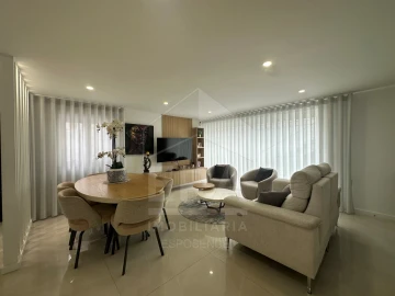 Moradia T4 para Venda em Areosa