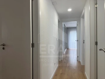 Moradia T4 para Venda em Areosa