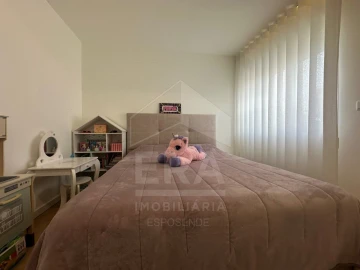 Moradia T4 para Venda em Areosa