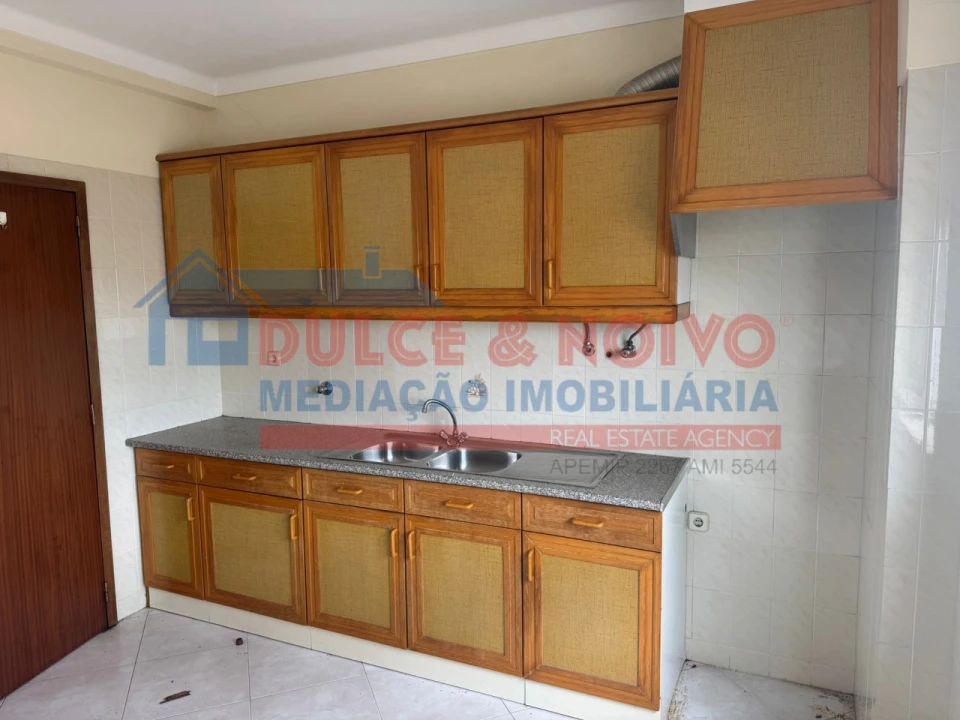 Apartamento T3 para Venda em São João Baptista Foto 7