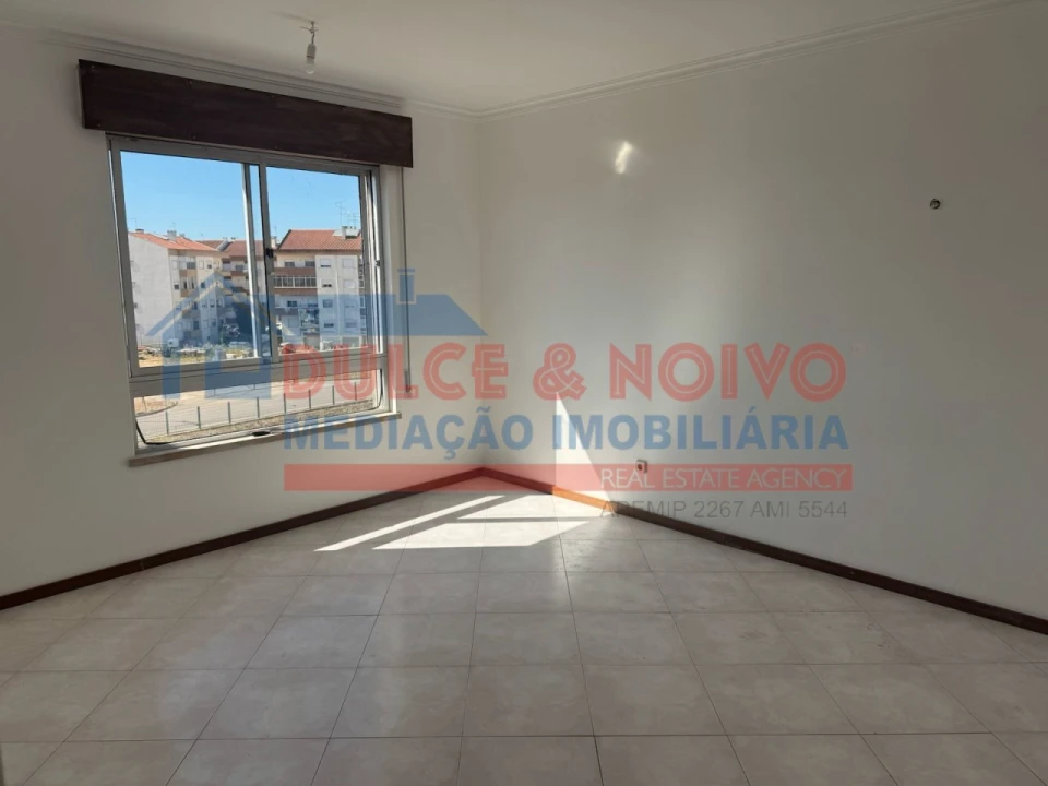 Apartamento T3 para Venda em São João Baptista Foto 27