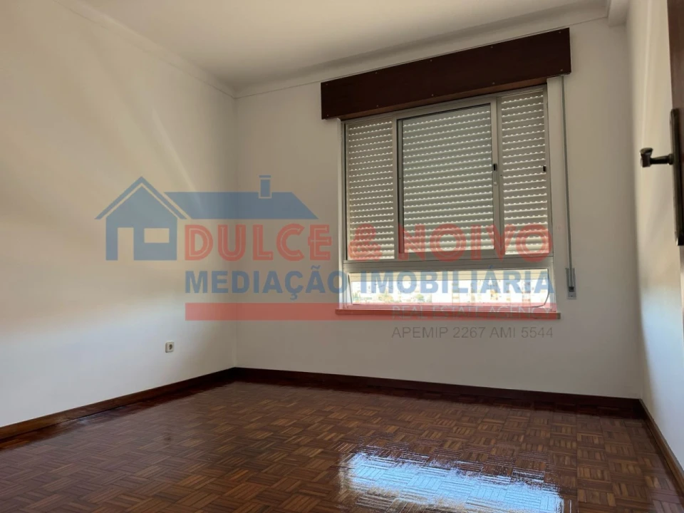 Apartamento T3 para Venda em São João Baptista Foto 52