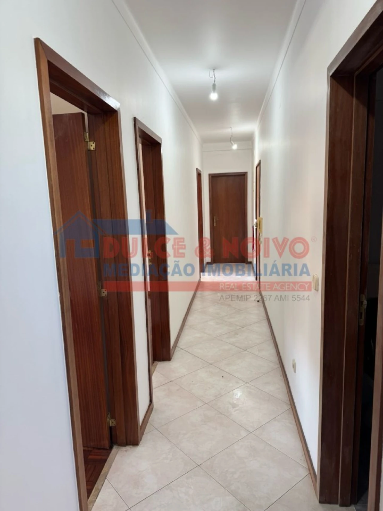 Apartamento T3 para Venda em São João Baptista Foto 54
