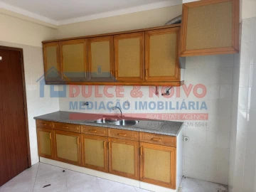 Apartamento T3 para Venda em São João Baptista