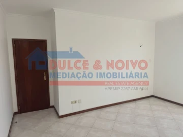 Apartamento T3 para Venda em São João Baptista