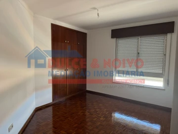 Apartamento T3 para Venda em São João Baptista