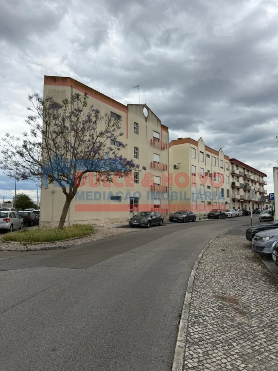 Apartamento T3 para Venda em São João Baptista Foto 2