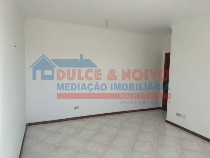 Apartamento T3 para Venda em São João Baptista Foto 10