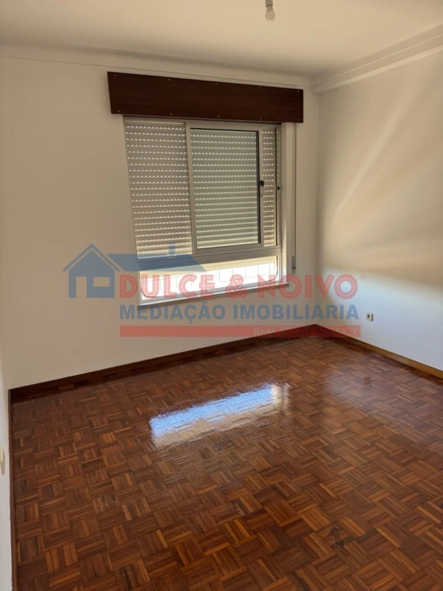 Apartamento T3 para Venda em São João Baptista Foto 24