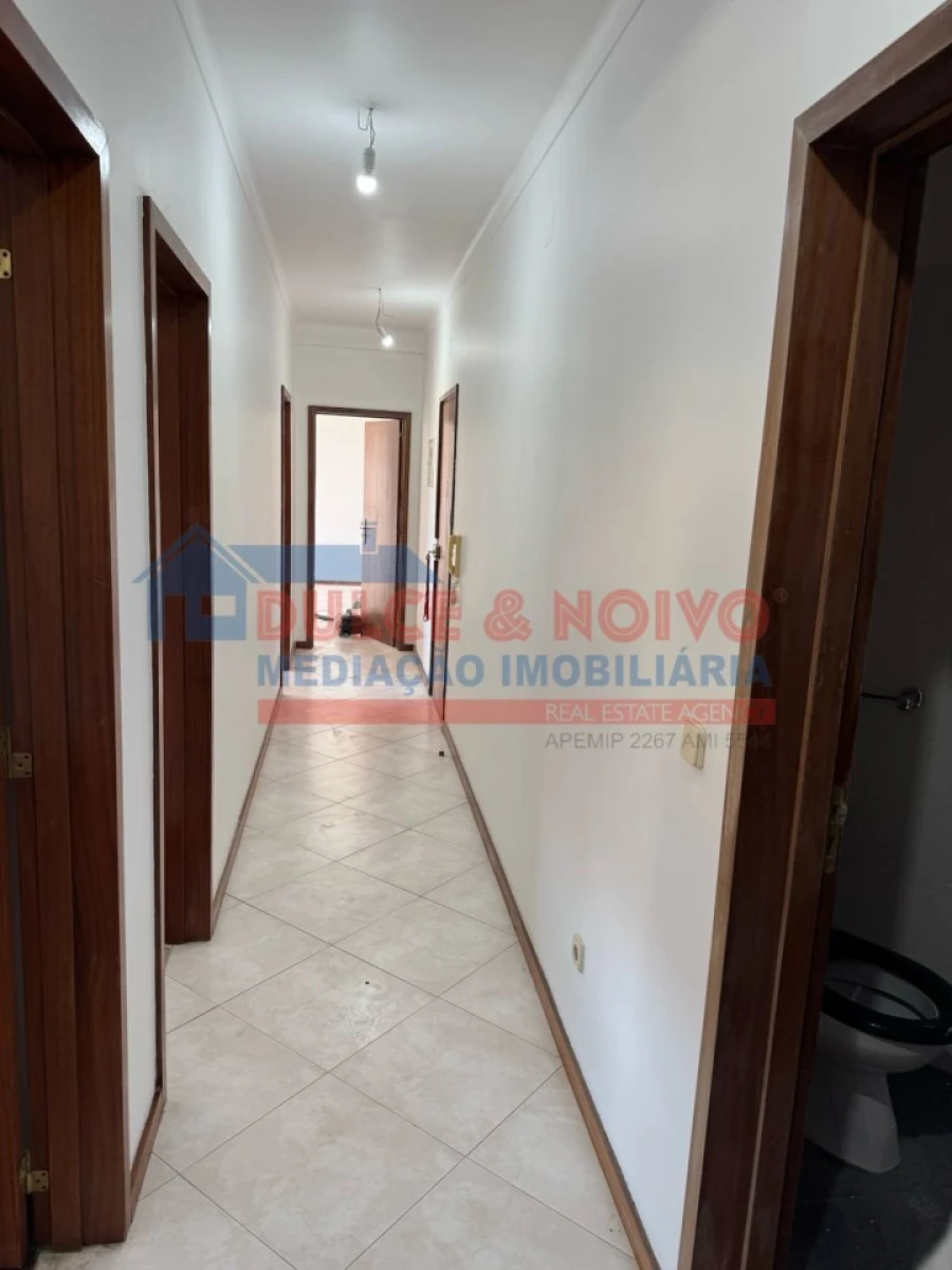 Apartamento T3 para Venda em São João Baptista Foto 34