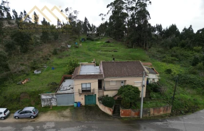 Moradia T3 para Venda em Santa Maria, São Pedro e Matacães