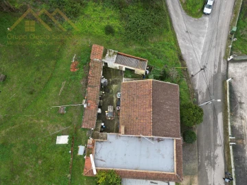 Moradia T3 para Venda em Santa Maria, São Pedro e Matacães