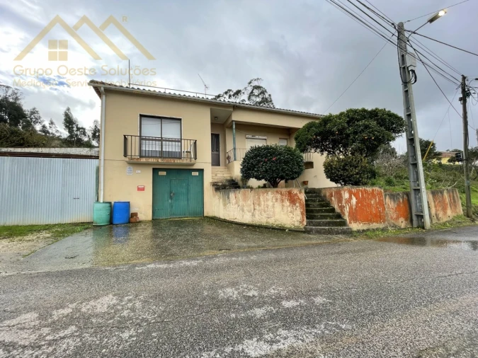 Moradia T3 para Venda em Santa Maria, São Pedro e Matacães