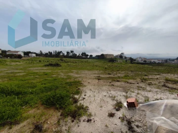 Terreno Misto para Venda em Campelos e Outeiro da Cabeça