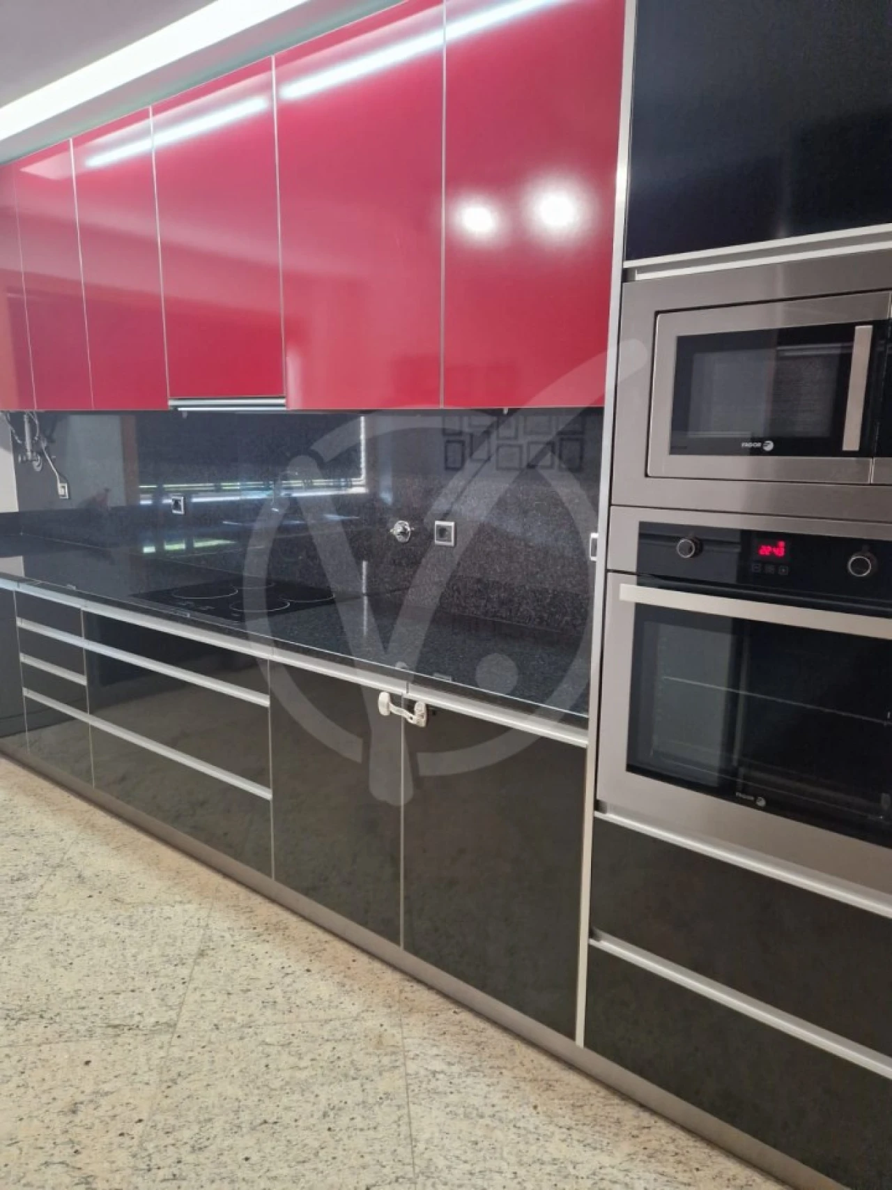 Apartamento T3 para Arrendamento em Aver-O-Mar, Amorim e Terroso Foto 5