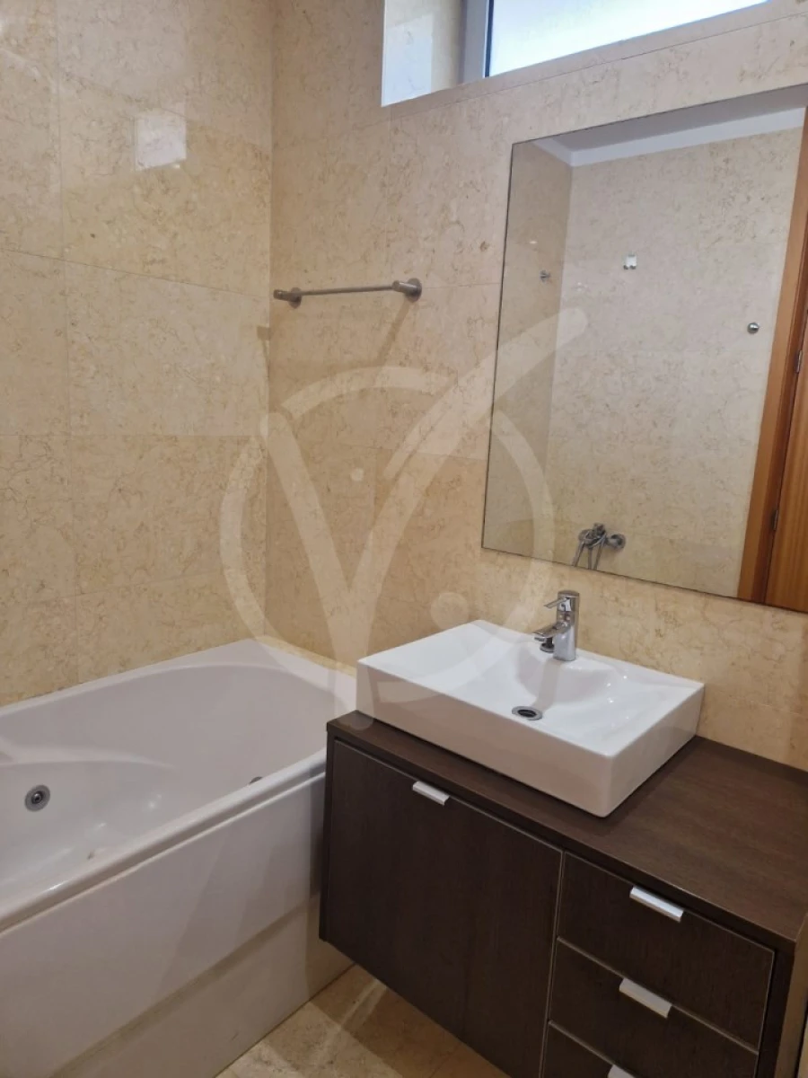 Apartamento T3 para Arrendamento em Aver-O-Mar, Amorim e Terroso Foto 6