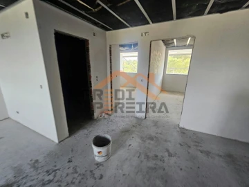 Apartamento T2 para Venda em Camarate, Unhos e Apelação