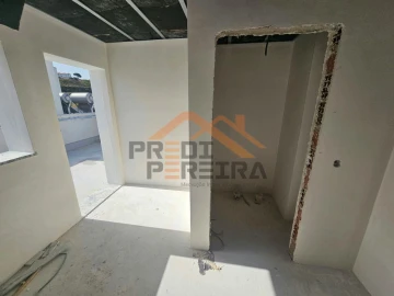 Apartamento T2 para Venda em Camarate, Unhos e Apelação