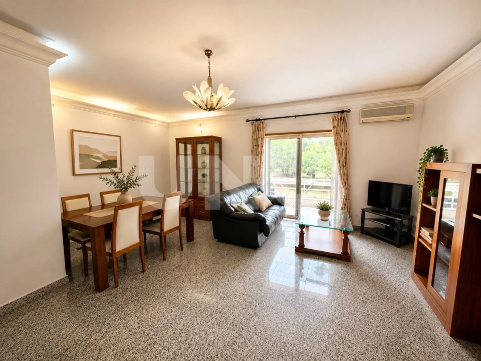 Apartamento T3 para Venda em Amora Foto 2