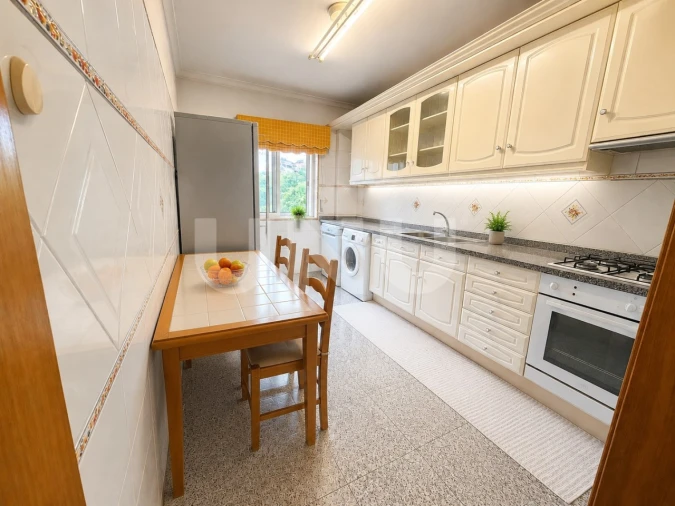 Apartamento T3 para Venda em Amora Foto 3