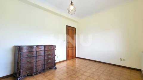 Apartamento T3 para Venda em Santa Maria da Feira, Travanca, Sanfins e Espargo