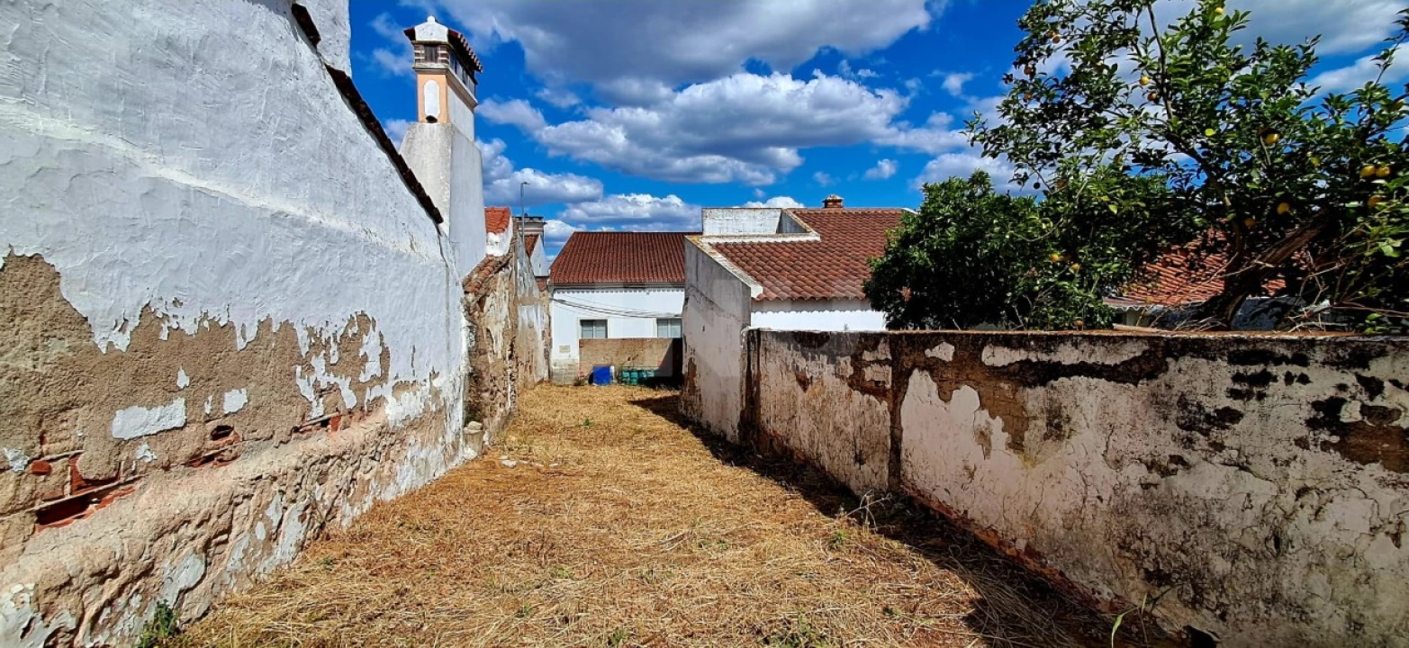 Terreno para Venda em Vila Nova da Baronia Foto 1