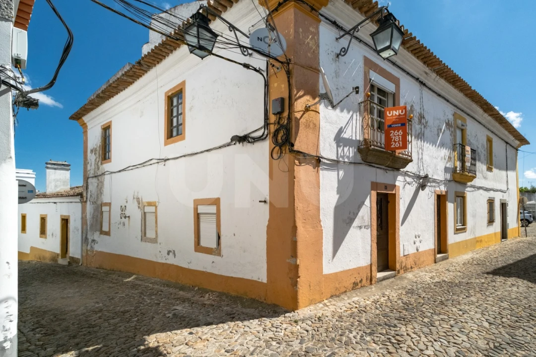 Moradia T2 para Venda em Évora (São Mamede, Sé, São Pedro e Santo Antão) Foto 1