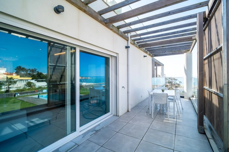 Apartamento T2 para Venda em Nazare Foto 2