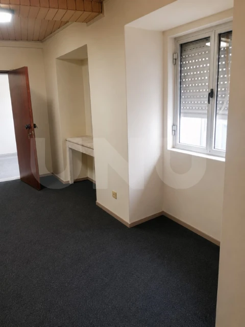 Moradia T6 para Venda em Covilhã e Canhoso