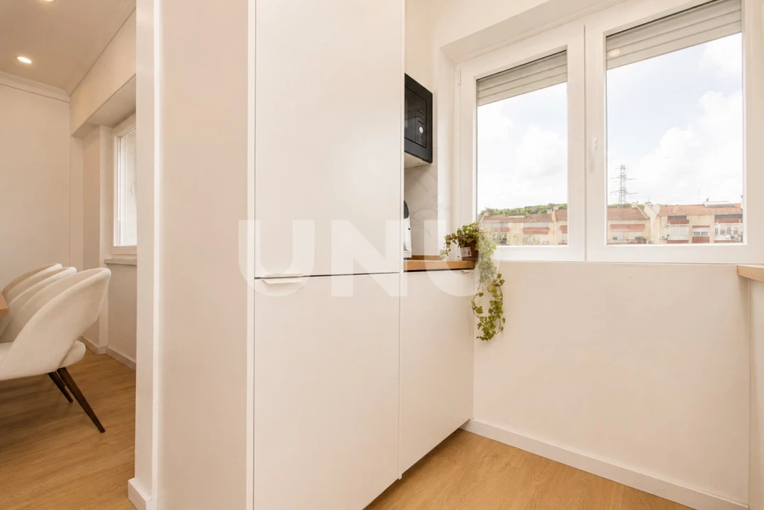 Apartamento T2 para Venda em Odivelas Foto 5