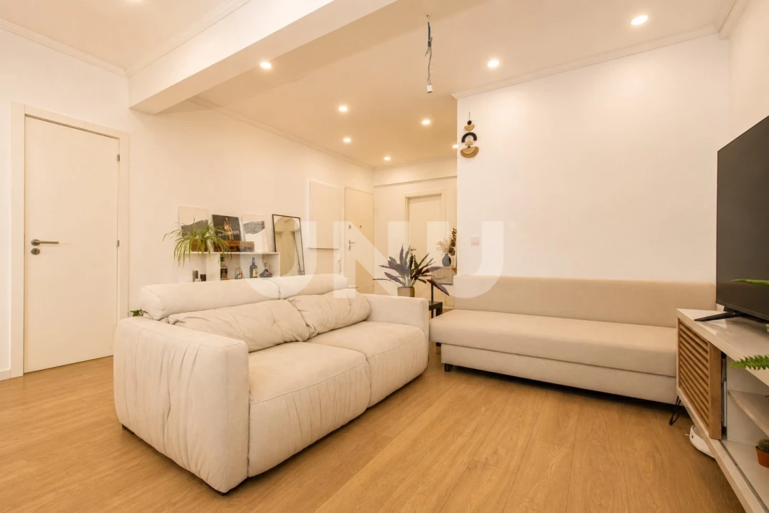 Apartamento T2 para Venda em Odivelas Foto 9