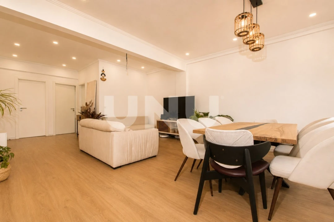 Apartamento T2 para Venda em Odivelas Foto 7