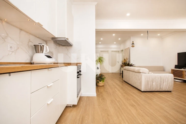 Apartamento T2 para Venda em Odivelas Foto 6