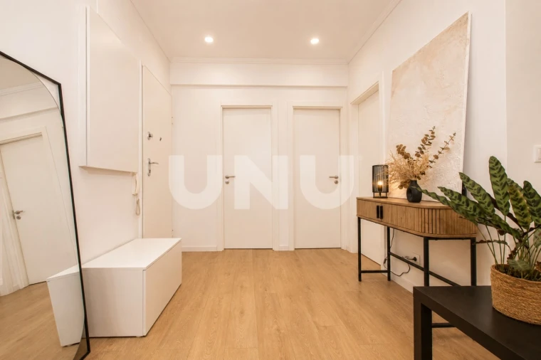 Apartamento T2 para Venda em Odivelas Foto 12