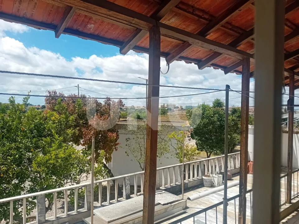 Prédio para Venda em Seixal, Arrentela e Aldeia de Paio Pires Foto 2