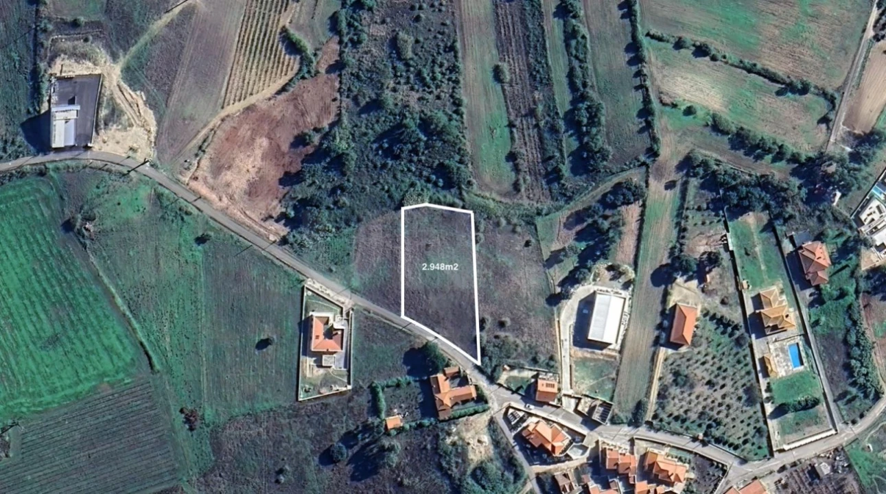 Terreno para Venda em Dois Portos e Runa Foto 1
