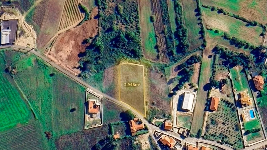 Terreno para Venda em Dois Portos e Runa