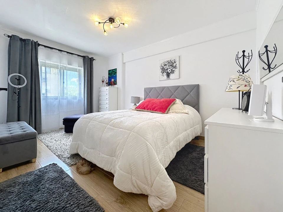 Apartamento T4 para Venda em São Domingos de Benfica Foto 19