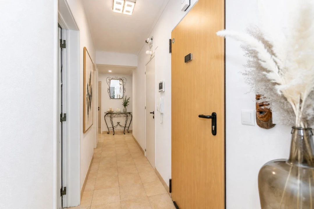 Apartamento T4 para Venda em São Domingos de Benfica Foto 1