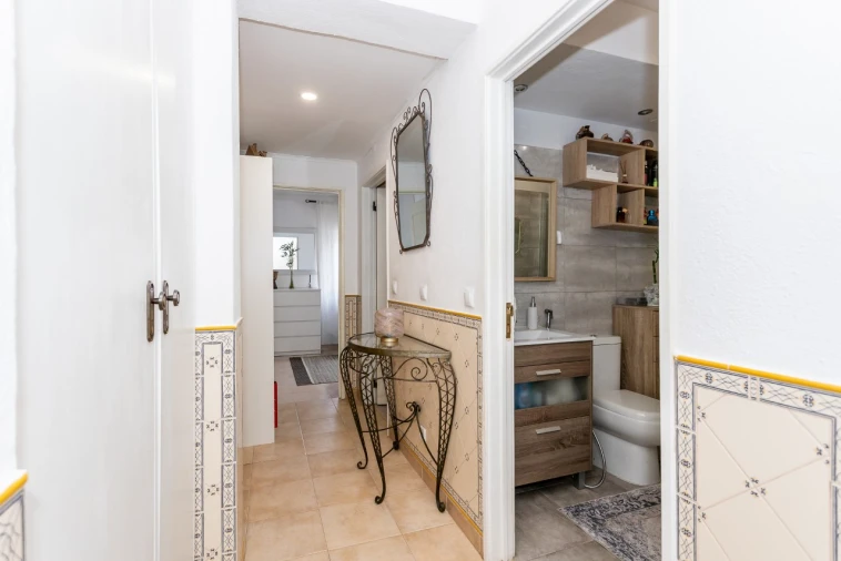Apartamento T4 para Venda em São Domingos de Benfica Foto 13