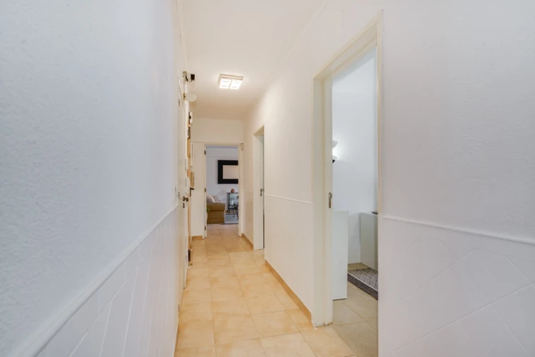 Apartamento T4 para Venda em São Domingos de Benfica Foto 11