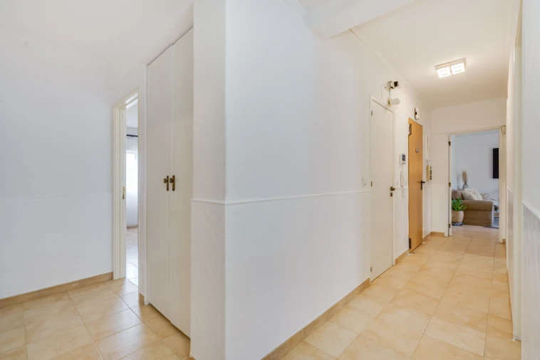 Apartamento T4 para Venda em São Domingos de Benfica Foto 17