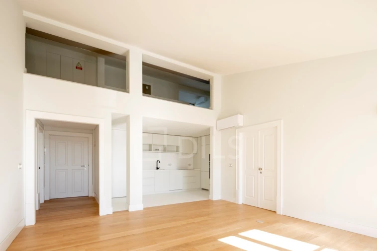 Apartamento T3 para Venda em Misericórdia Foto 6
