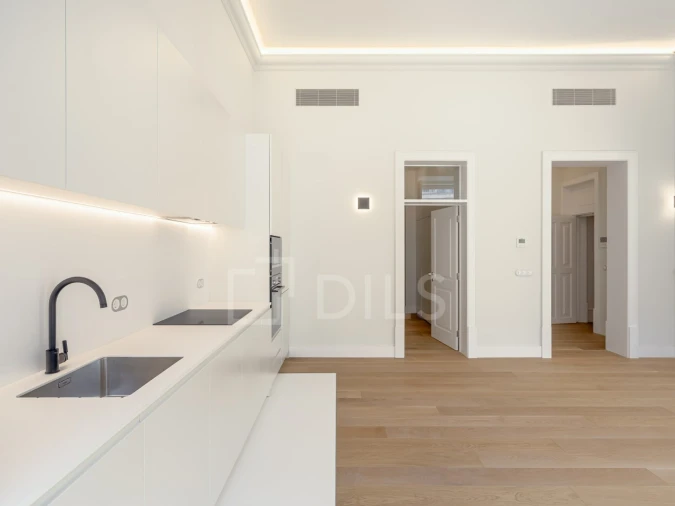 Apartamento T2 para Venda em Misericórdia Foto 7