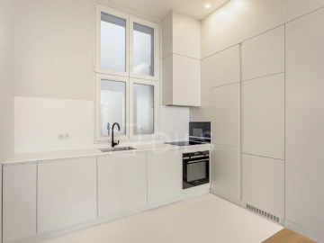 Apartamento T1 para Venda em Misericórdia
